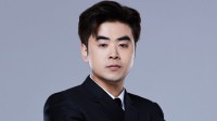 IG输给NIP后朱开直播下跪 叱咤IG